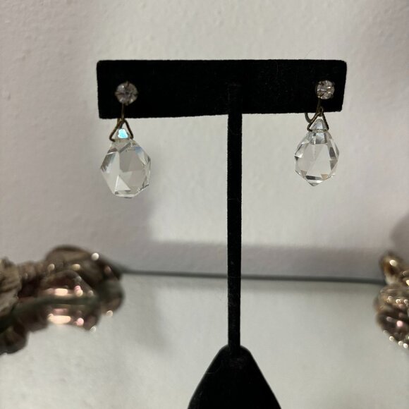 Vintage faceted glass dangle earrings crew backls - Picture 2 of 3